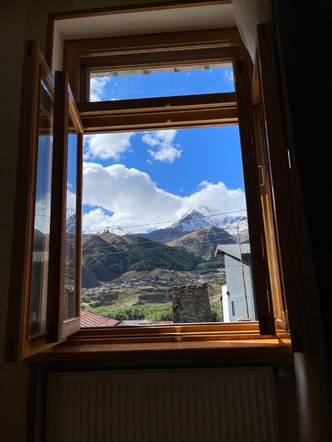 Graf Kazbegi Hotel Exterior photo