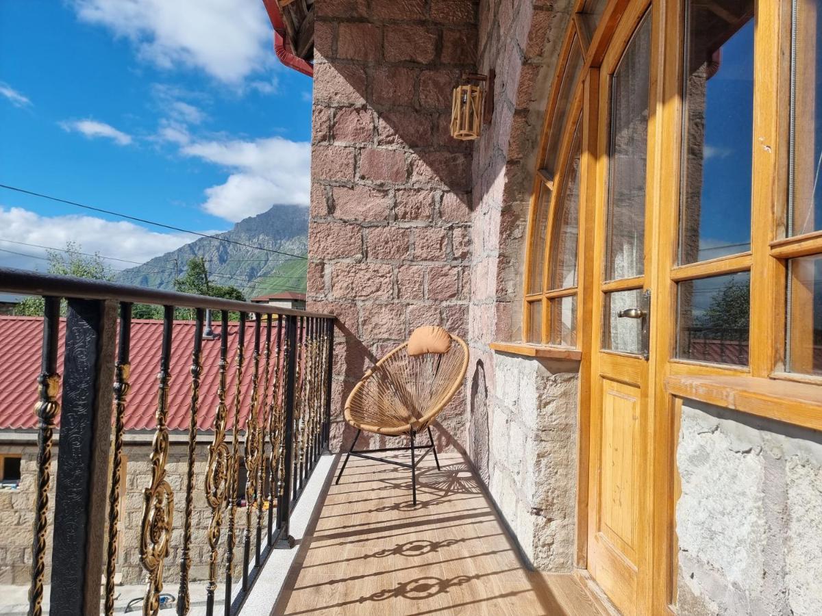 Graf Kazbegi Hotel Exterior photo